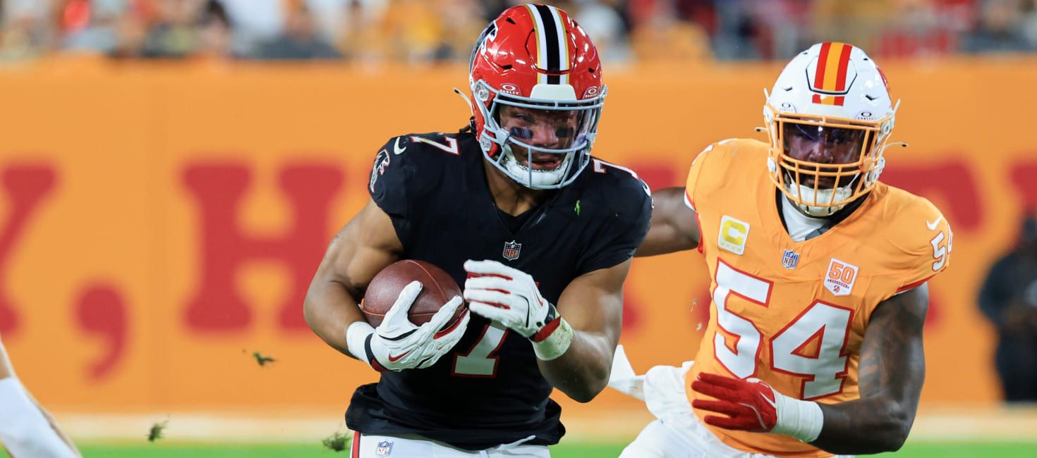 Draft Strategies for Fantasy Football Pick 1.02 in 2026