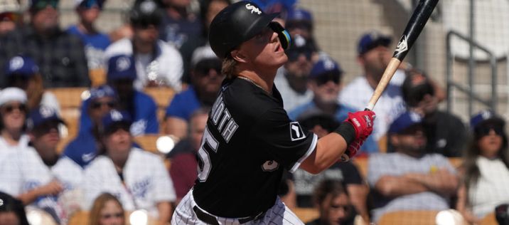 5 Fantasy Baseball Prospects to Stash Now (2025)