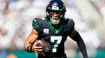 Fantasy Football Points Allowed: Best & Worst Matchups (Week 6) https://cdn.fantasypros.com/wp-content/images/JUSTIN_FIELDS_JETS_4-1/213x119.jpg