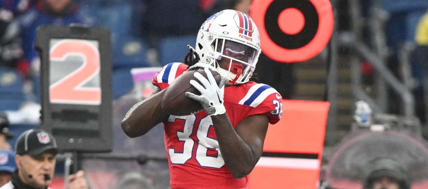 3 Overvalued Fantasy Football Draft Picks to Avoid on ESPN