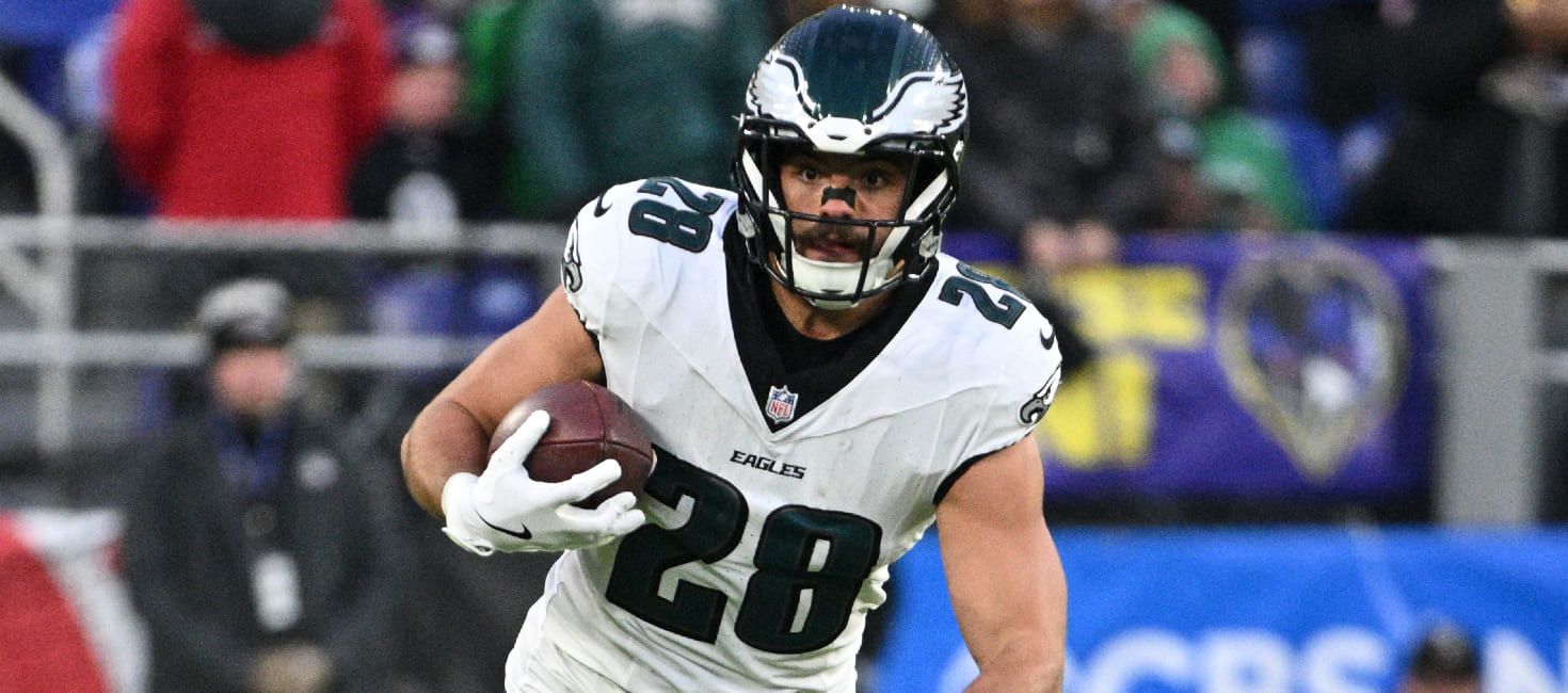 Fantasy Football Risers & Fallers (2025)