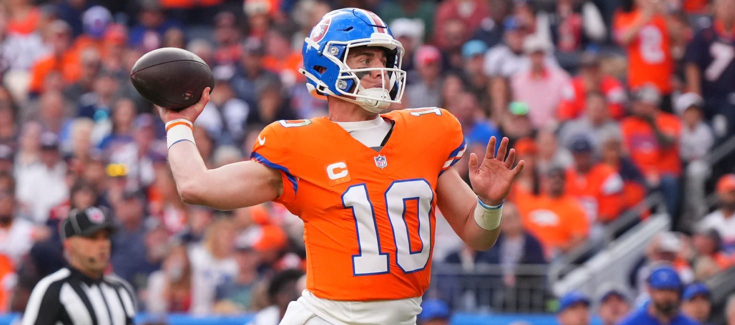 Fantasy Football Draft Cheat Sheet: Expert Picks (2026)