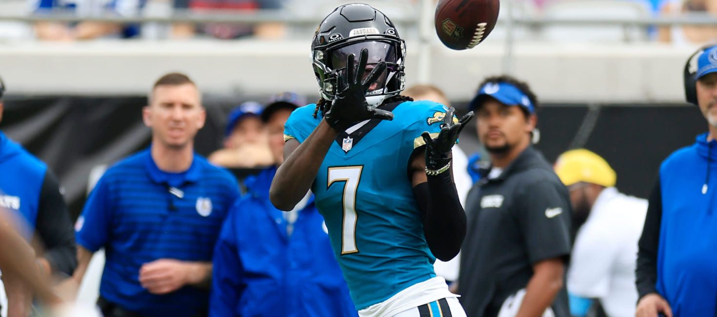 Fantasy Football Mock Draft: How to Approach Pick 1.10 (2025)