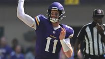 Fantasy Football Quarterback Streamers & Waiver Wire Targets (Week 4) https://cdn.fantasypros.com/wp-content/images/carson_wentz_vikings_1-1/213x119.jpg