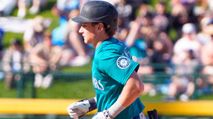 Top 15 Fantasy Baseball Prospect Rankings: Shortstop (2025) photo