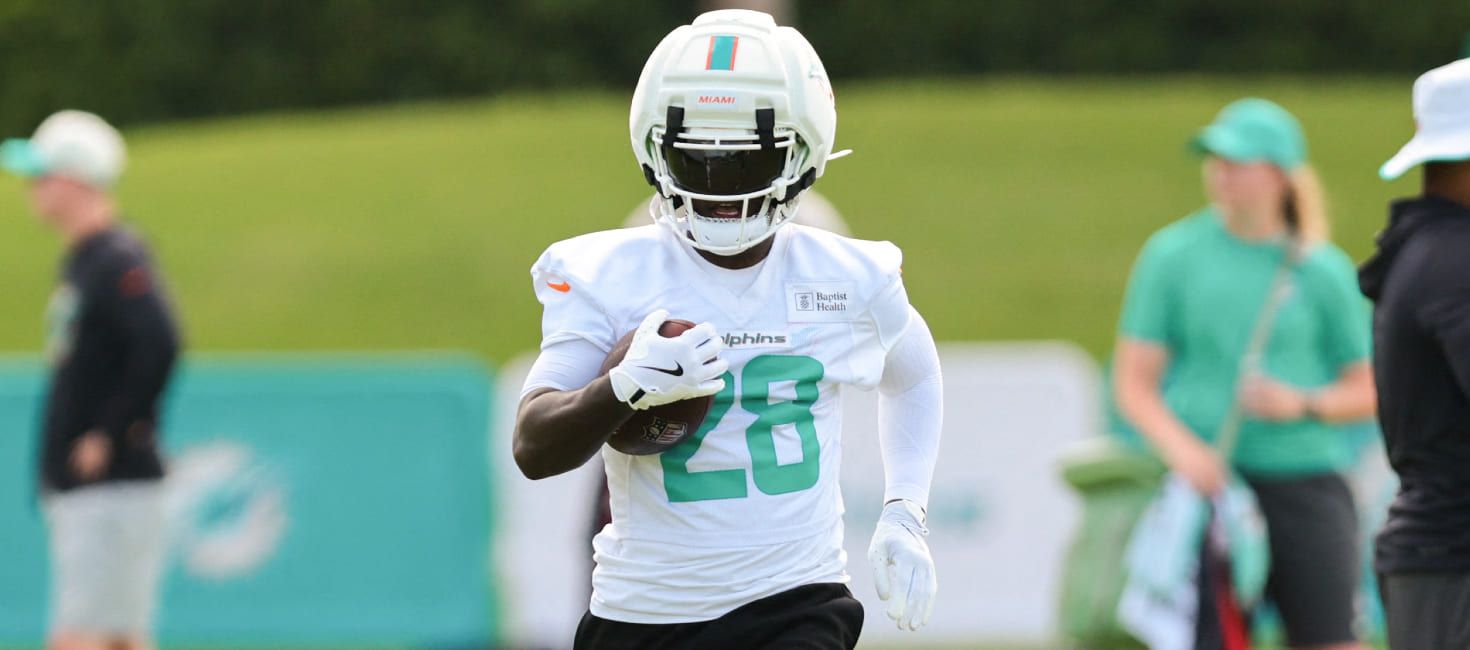 Six Overvalued Fantasy Football Draft Picks to Avoid in 2026