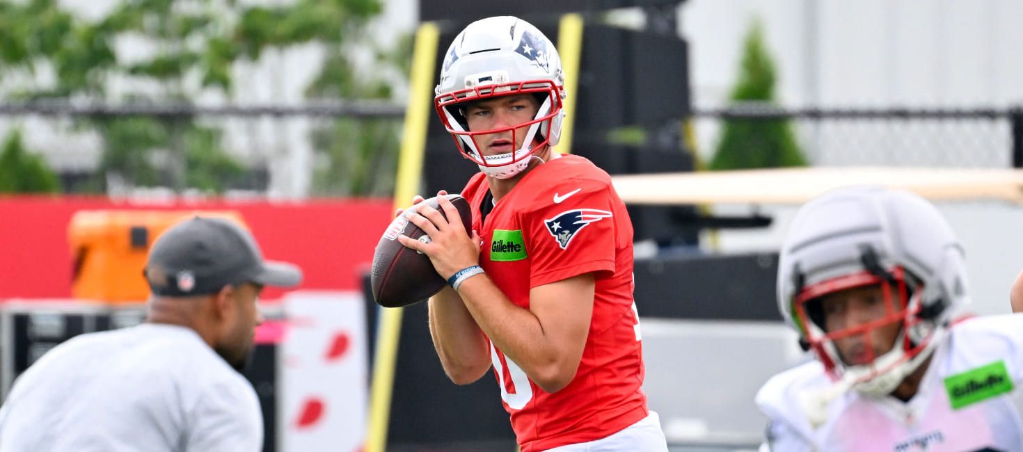 Top Early-Round Quarterbacks to Target in 2026 Fantasy Football