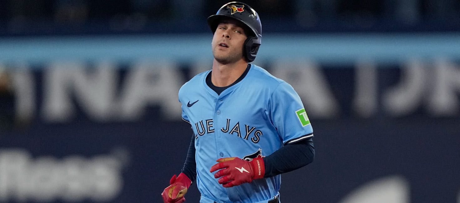 10 Fantasy Baseball Risers & Fallers (2025)