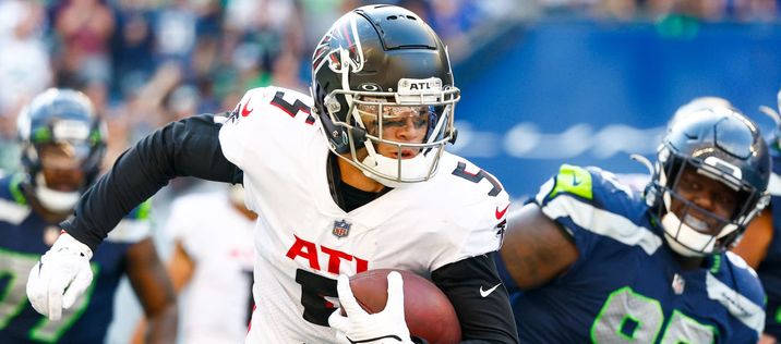 Giveaway: Enter to Win FREE Signed Sports Memorabilia