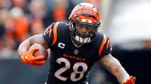 Polarizing Fantasy Football Running Backs: Roschon Johnson, Alexander Mattison, De’Von Achane, Joe Mixon (2023) https://cdn.fantasypros.com/wp-content/images/full_392744/213x119.jpg