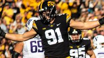 2023 NFL Draft Scouting Report: Lukas Van Ness (DE – Iowa) https://cdn.fantasypros.com/wp-content/images/full_394252/213x119.jpg