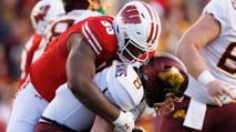 2023 NFL Draft Scouting Report: Keeanu Benton (DL – Wisconsin) https://cdn.fantasypros.com/wp-content/images/full_398604/213x119.jpg