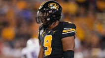 2023 NFL Draft Scouting Report: Isaiah McGuire (DE – Missouri) https://cdn.fantasypros.com/wp-content/images/full_398607/213x119.jpg