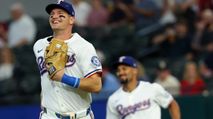 MLB DFS Picks & Underdog Player Props: Friday (7/25) photo