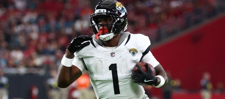 Fantasy Football Week 15 Running Back Rankings (2025)