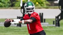 4 Late-Round Quarterbacks to Draft in Superflex (2026 Fantasy Football) https://cdn.fantasypros.com/wp-content/images/geno_smith_jets/213x119.jpg