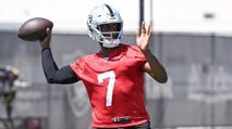 Fantasy Football Draft Advice: Bye Week QB Analysis & Targets https://cdn.fantasypros.com/wp-content/images/geno_smith_raiders_1-1/213x119.jpg