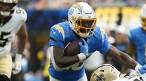 3 Fantasy Football Burning Questions: Week 6 Discord AMA https://cdn.fantasypros.com/wp-content/images/hassan_haskins_chargers_3-1/213x119.jpg