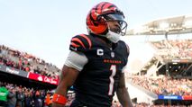 Fantasy Football Mock Draft: How to Approach Pick 1.01 (2026) photo