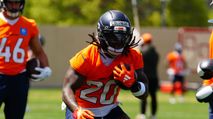Anchor RB Fantasy Football Draft Strategy & Targets (2026) photo