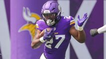 Fantasy Football Draft Values, Busts & Sleepers: NFC North (2025) photo