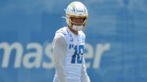 7 Must-Have Quarterbacks & Tight Ends (2026 Fantasy Football) photo