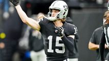 3 Burning Questions: Week 15 (2025 Fantasy Football) https://cdn.fantasypros.com/wp-content/images/kenny_pickett_raiders_1-1/213x119.jpg