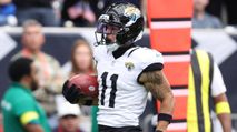 Fantasy Football Waiver Wire: Early Week 11 Pickups to Add (2025) https://cdn.fantasypros.com/wp-content/images/parker_washington_jaguars_7-1/213x119.jpg