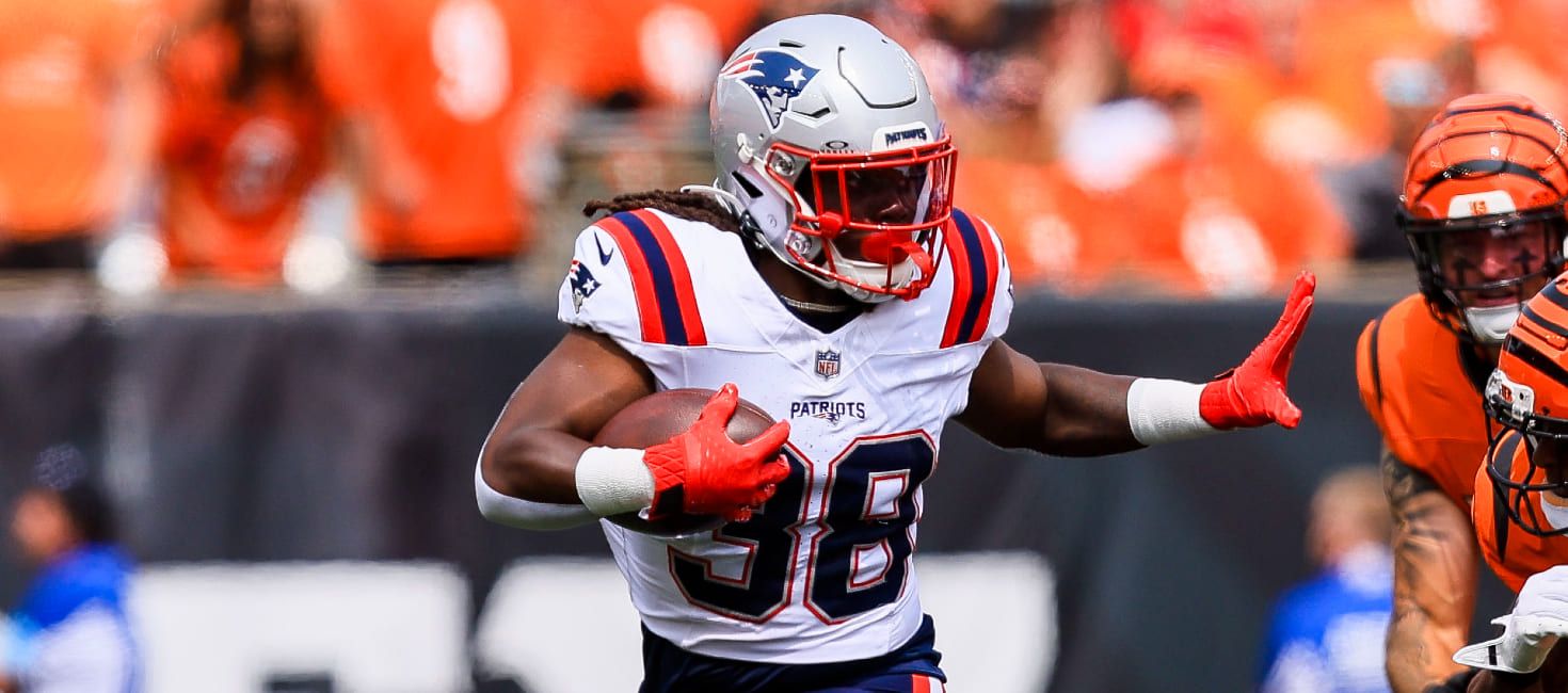 Dominate Week 3 Fantasy Football: 5 Must-Start Players (2025)