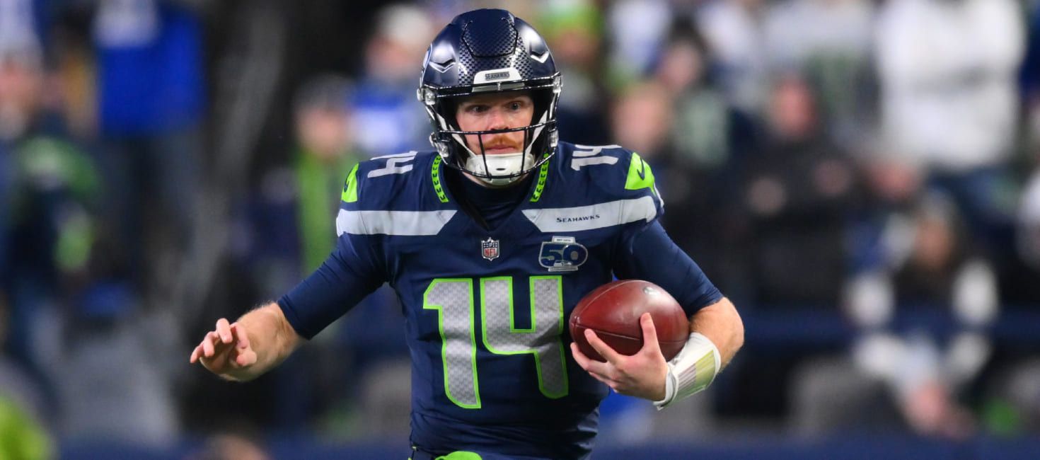 Sam Darnold (hip) questionable to return