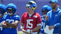 Dynasty Rookie Mock Draft: 14-Team, Superflex (2026 Fantasy Football) photo