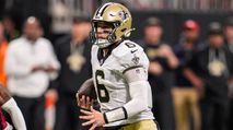 Quarterback Streaming Fantasy Football Draft Strategy & Targets (2026) photo