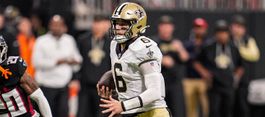 Quarterback Streaming Fantasy Football Draft Strategy & Targets (2026)