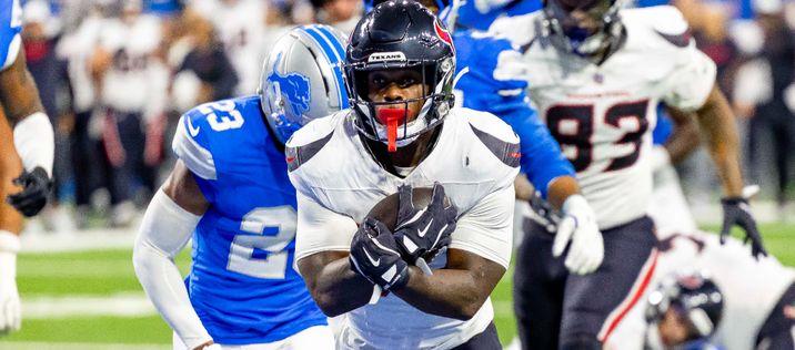 10 Fantasy Football Waiver Wire Stashes Ahead of Week 2 (2025)