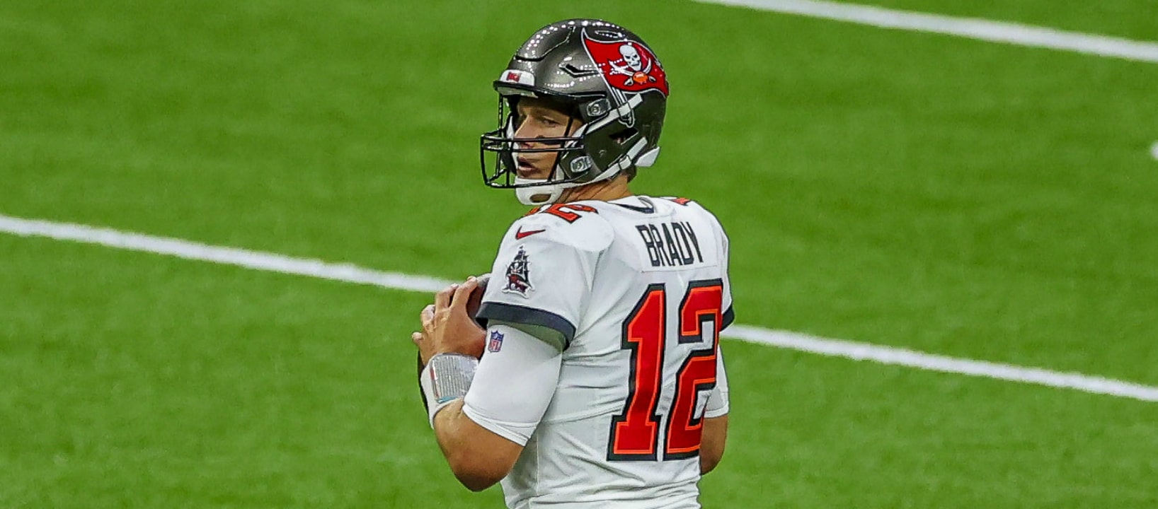 Early DraftKings NFL DFS Lineup Advice: Super Bowl LV (2021) - Vimarsana News