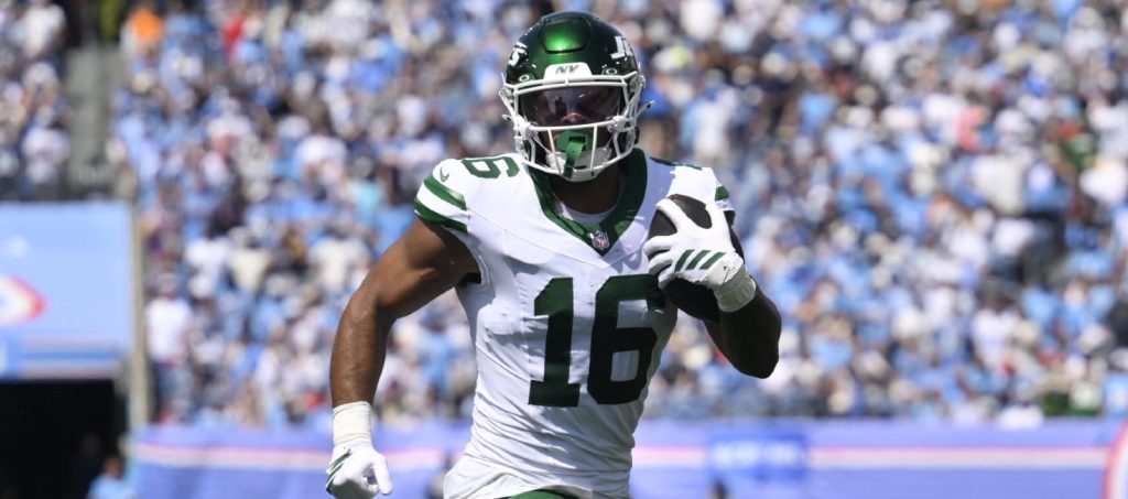 Top Fantasy Football Waiver Wire Targets: Braelon Allen, Ollie Gordon, Kenyon Sadiq