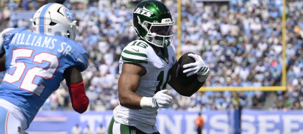 Fantasy Football Heat Index: Buy or Sell Surprise Performances